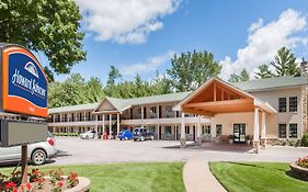 Howard Johnson By Wyndham Traverse City